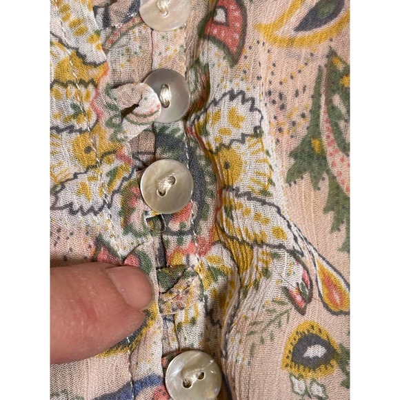 Fab’rik Women’s Beige Floral Crop Top Button Front Long Sleeve Size M - Picture 10 of 13